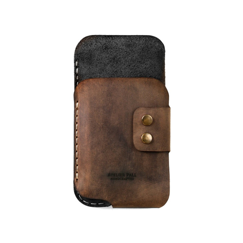 iPhone Wallet in Brown