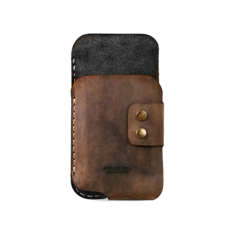 iPhone Wallet in Brown